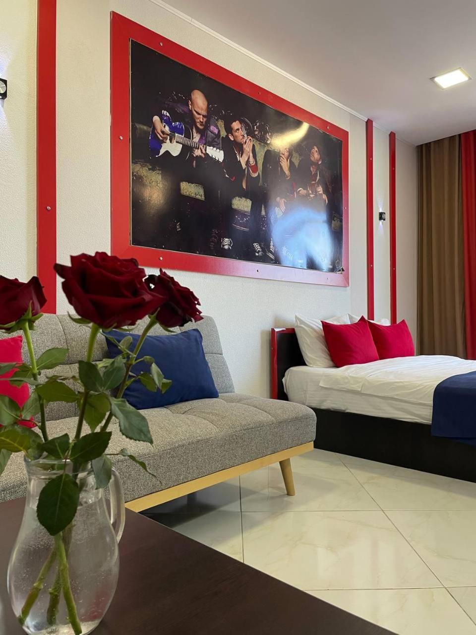 Rock Hotel First Line Batumi Kültér fotó